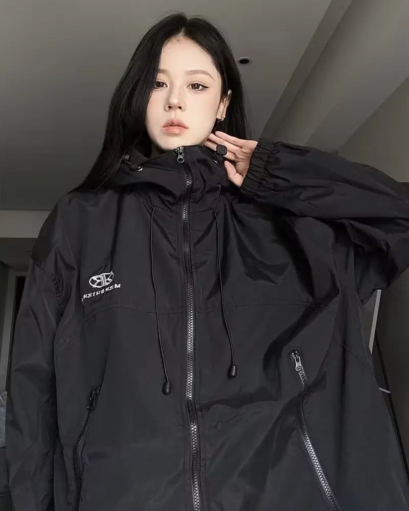 Windbreaker techwear 2025