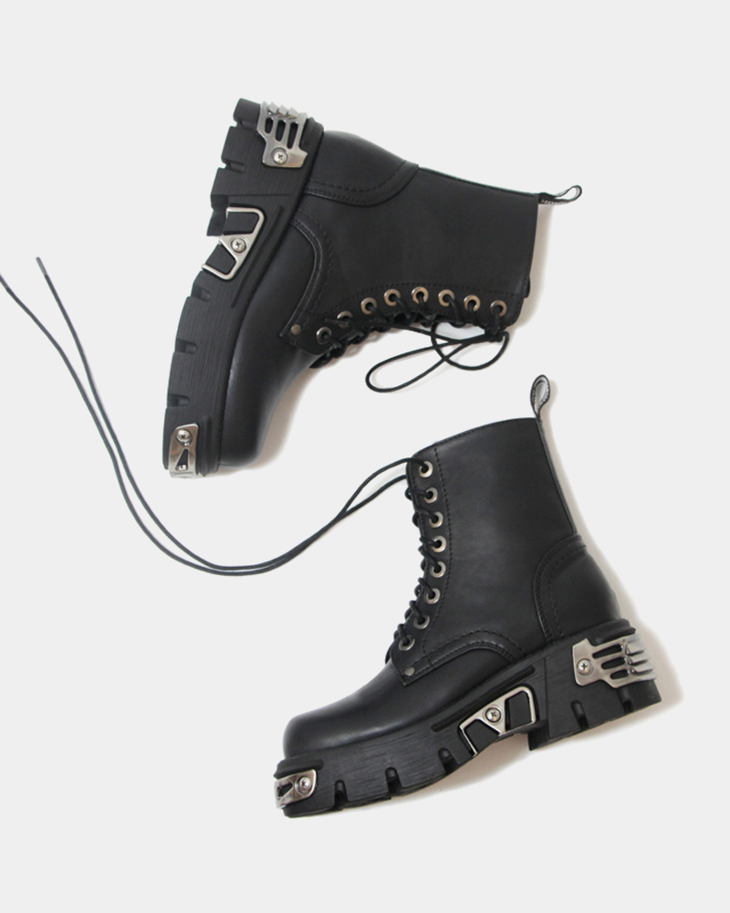 Black Boots With Metal Detail